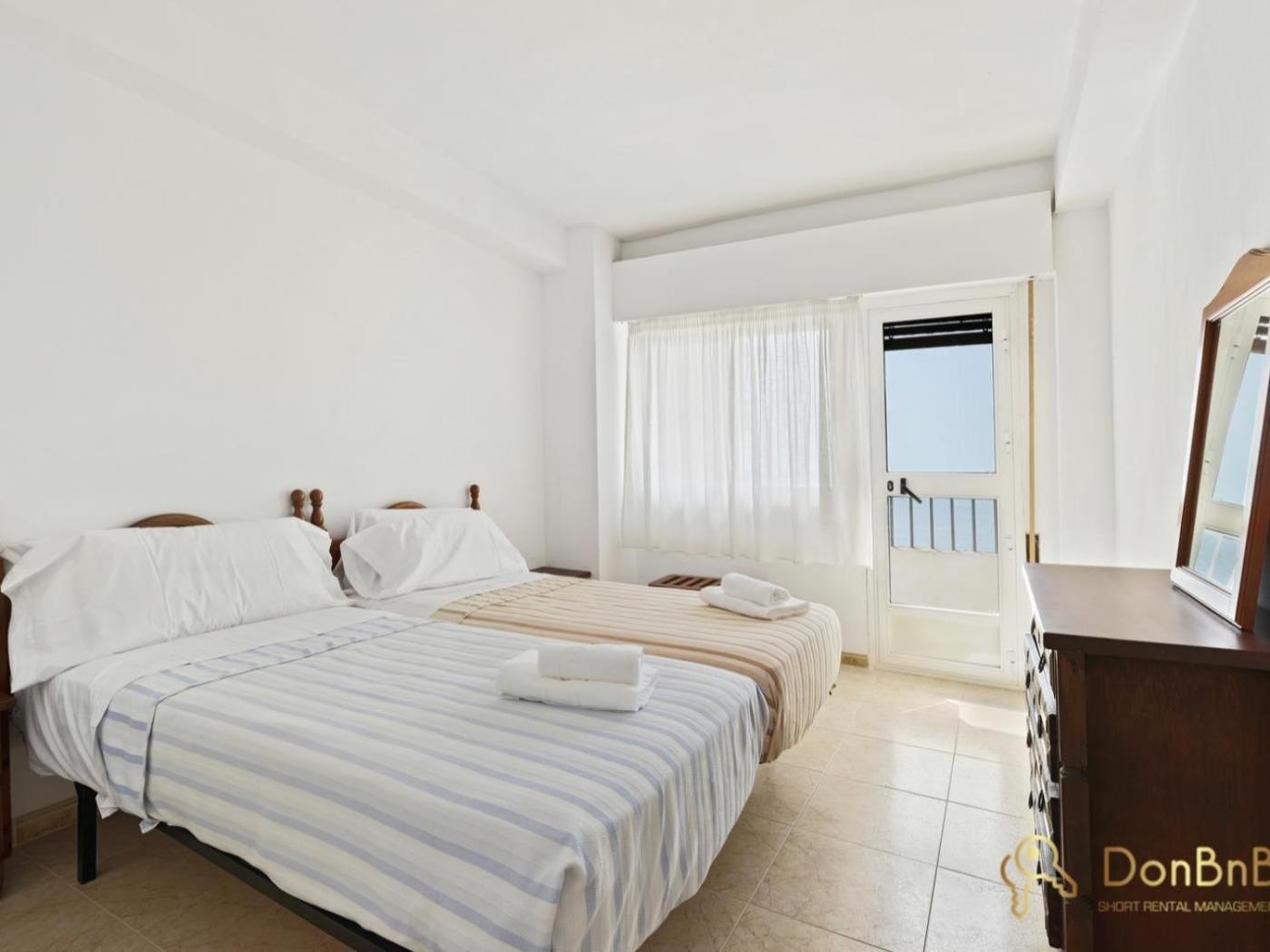 Apartamento Con Piscina En La Primera Linea De Playa De Fuengirola Quarto foto